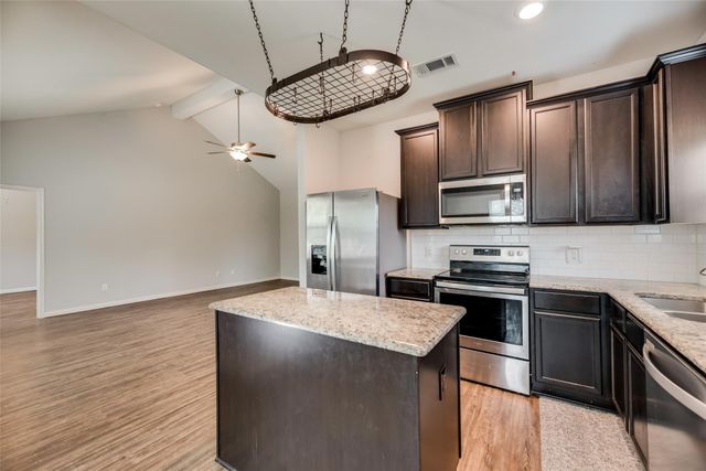 1503 Hill Top Court, Princeton, TX 75407