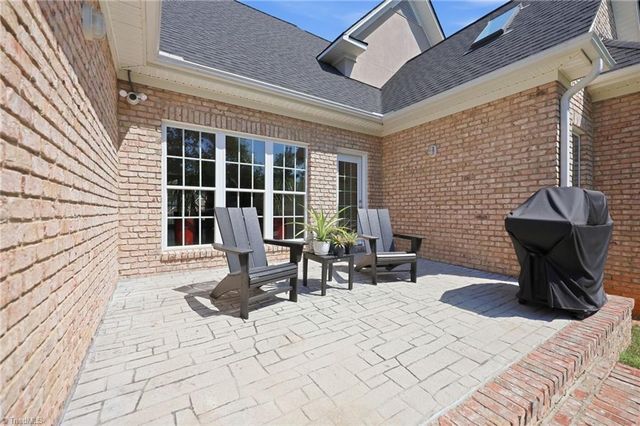 14 Middlefield Court, Greensboro, NC 27455