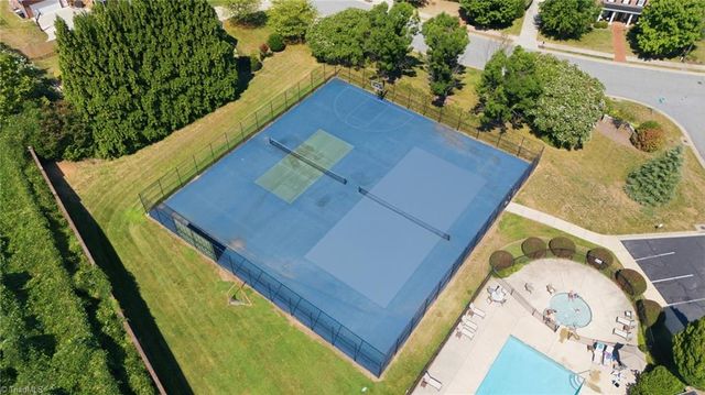 14 Middlefield Court, Greensboro, NC 27455