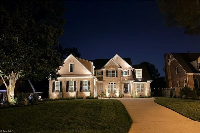 14 Middlefield Court, Greensboro, NC 27455