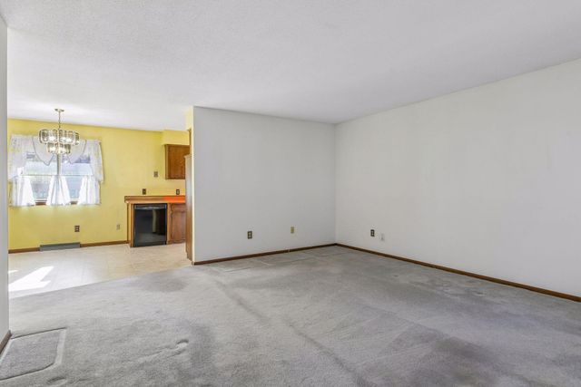 1262 Etna Street, Saint Paul, MN 55106