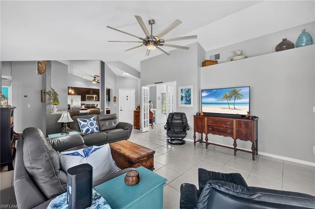 11071 Linnet LN, Naples, FL 34119