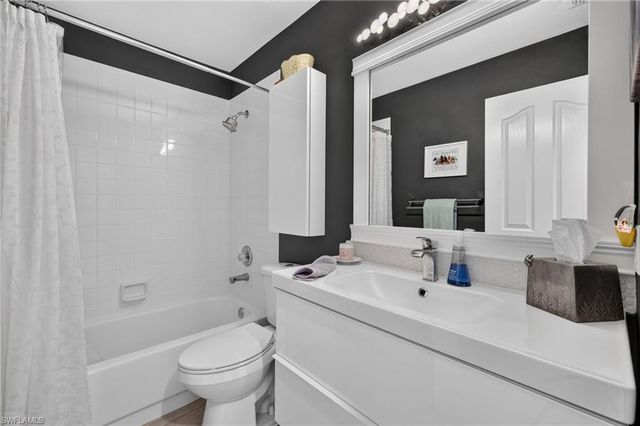 11071 Linnet LN, Naples, FL 34119
