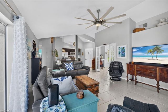 11071 Linnet LN, Naples, FL 34119
