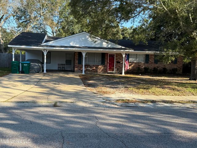 2507 Middlecoff Drive, Gulfport, MS 39507