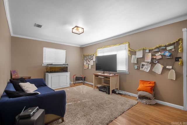 9312 Cloverhill Road, Little Rock, AR 72205