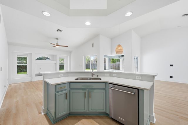 809 SE Lansdowne Avenue, Port St. Lucie, Port St Lucie, FL 34983