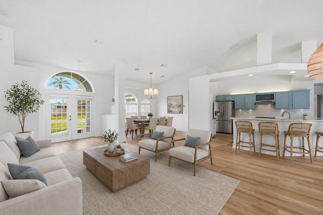 809 SE Lansdowne Avenue, Port St. Lucie, Port St Lucie, FL 34983