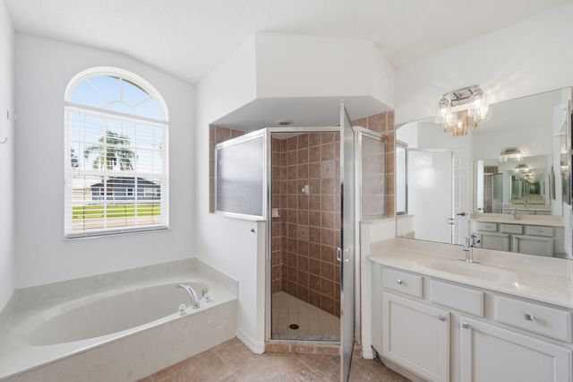 809 SE Lansdowne Avenue, Port St. Lucie, Port St Lucie, FL 34983