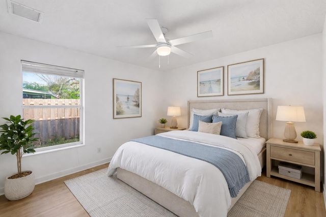 809 SE Lansdowne Avenue, Port St. Lucie, Port St Lucie, FL 34983