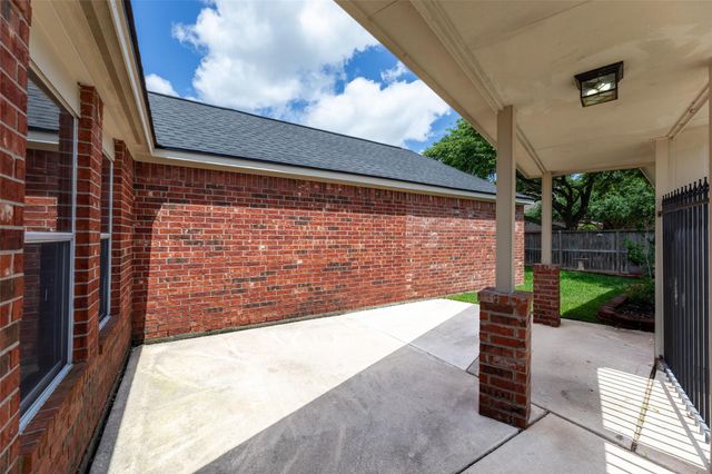 1526 Martin Lake Drive, Richmond, TX 77406