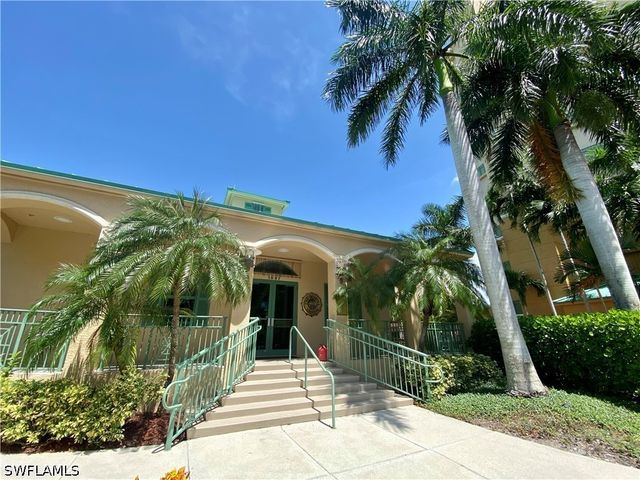 1081 Bald Eagle DR, Marco Island, FL 34145