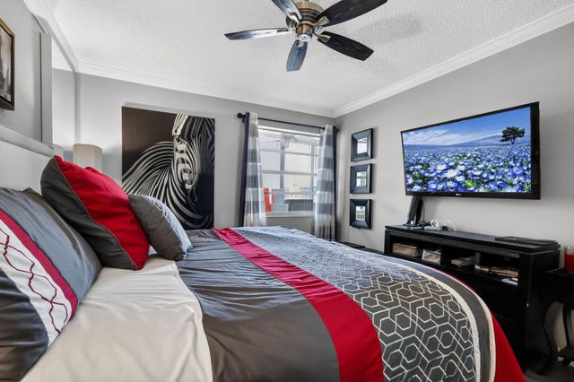 48 Burgundy Avenue A, Delray Beach, FL 33484