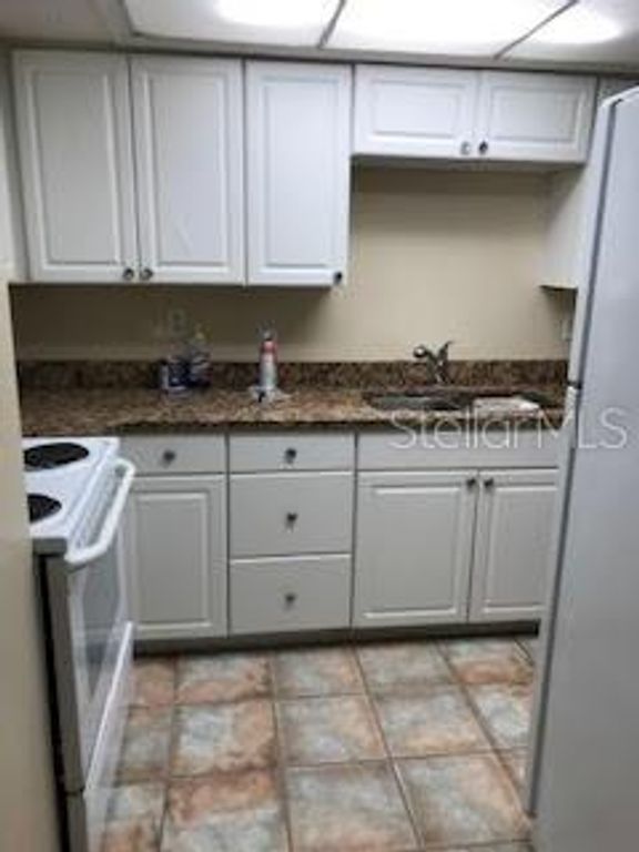 Image 23 of property listing at 431 W RICH AVENUE 429, Deland, FL 32720
