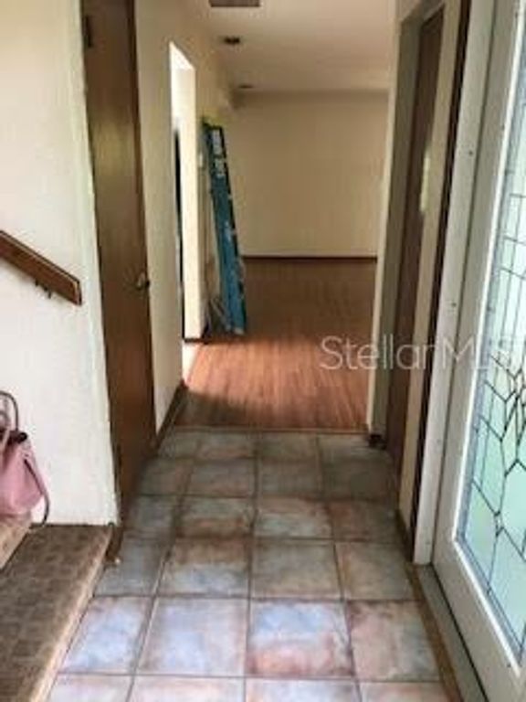 Image 25 of property listing at 431 W RICH AVENUE 429, Deland, FL 32720