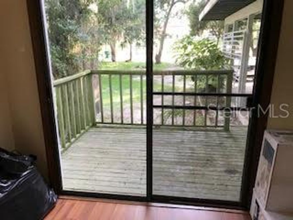 Image 33 of property listing at 431 W RICH AVENUE 429, Deland, FL 32720
