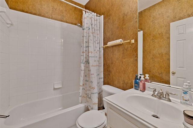 4937 Bellflower Way, Fort Worth, TX 76123