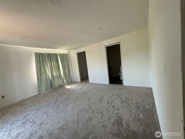 2420 38th Avenue, Longview, WA 98632