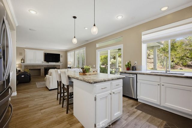 41835 Via Vasquez, Temecula, CA 92592