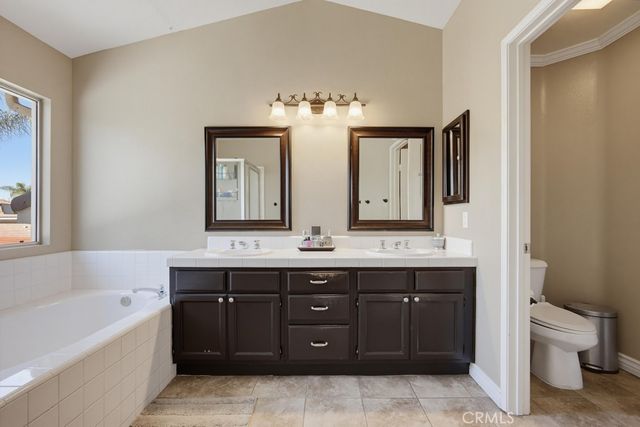 41835 Via Vasquez, Temecula, CA 92592