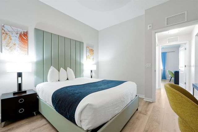 4012 BREAKVIEW DRIVE B309, Orlando, FL 32819