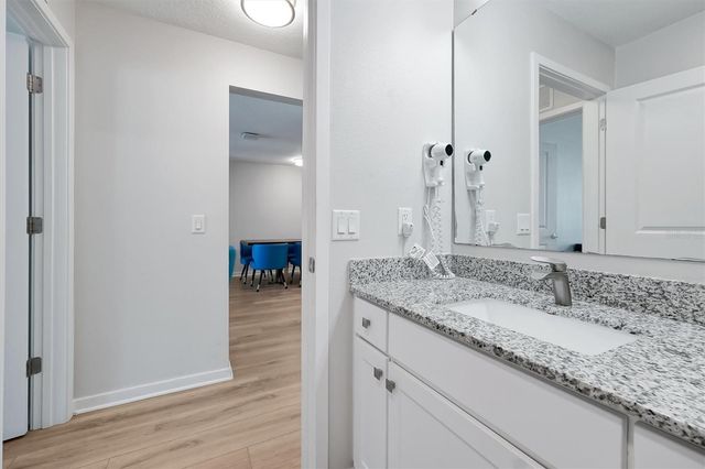 4012 BREAKVIEW DRIVE B309, Orlando, FL 32819