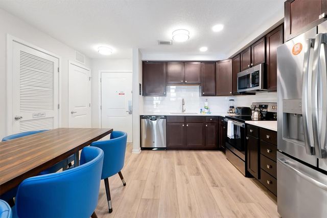 4012 BREAKVIEW DRIVE B309, Orlando, FL 32819