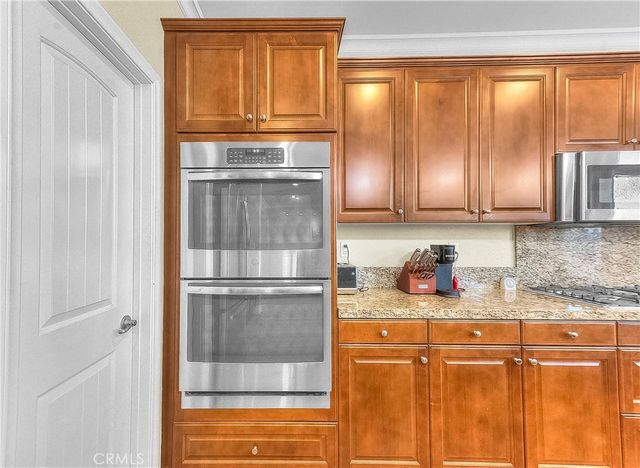 6944 Nottoway Court, Eastvale, CA 91752