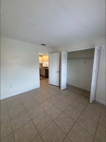 5232 VIA HACIENDA CIRCLE 219, Orlando, FL 32839