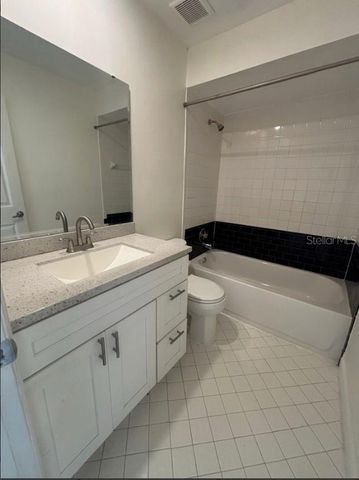 5232 VIA HACIENDA CIRCLE 219, Orlando, FL 32839