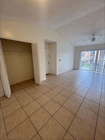 5232 VIA HACIENDA CIRCLE 219, Orlando, FL 32839