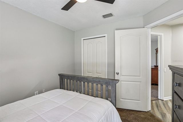 5833 WAR ADMIRAL DRIVE, Wesley Chapel, FL 33544