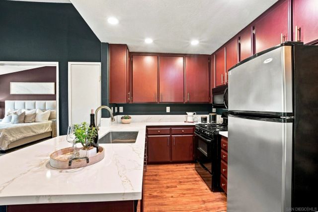 405 Stoney Point Way 100, Oceanside, CA 92058