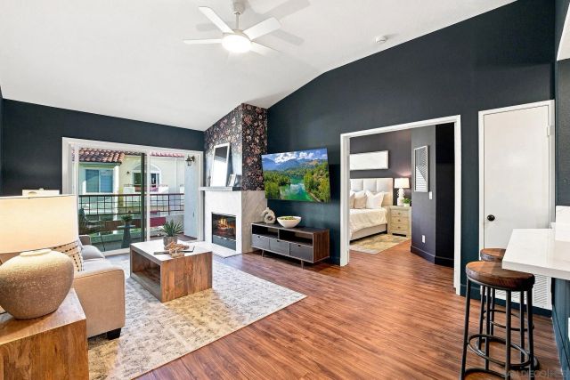 405 Stoney Point Way 100, Oceanside, CA 92058