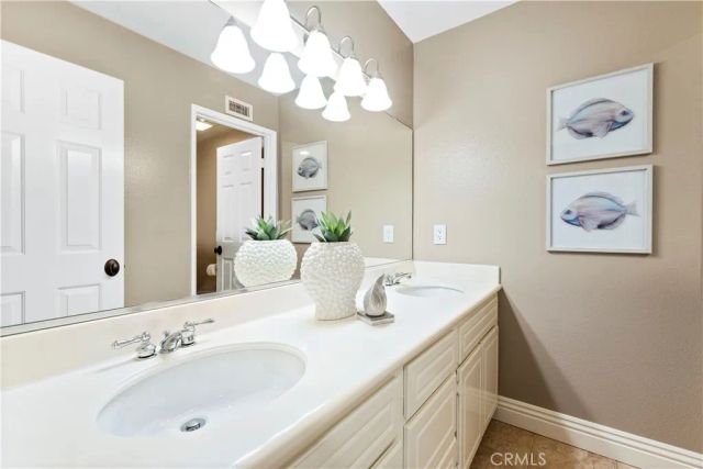 27 Las Cruces, Rancho Santa Margarita, CA 92688