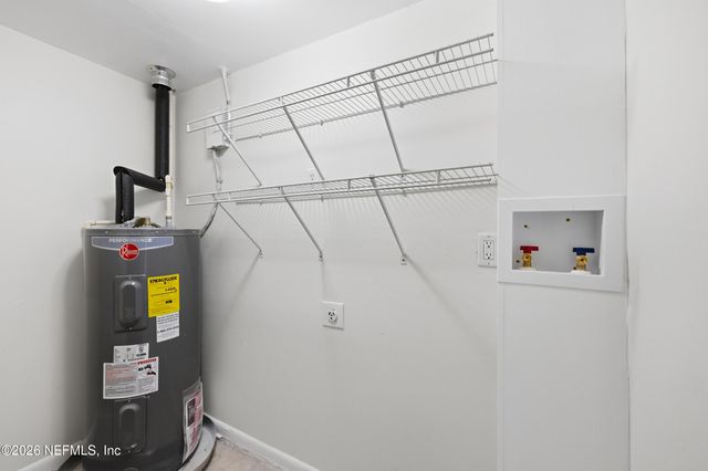 10704 TULSA Road, Jacksonville, FL 32218