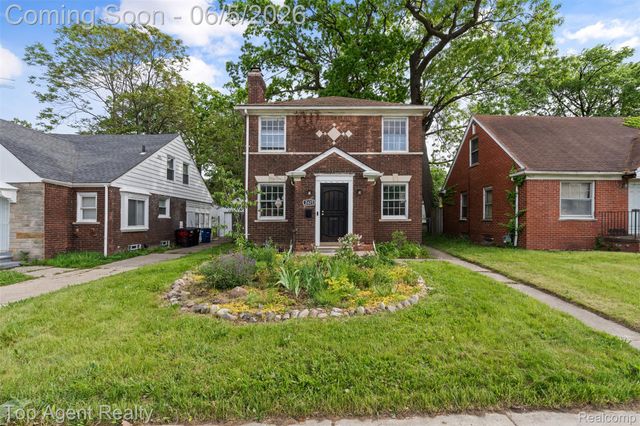 2625 W 8 Mile Road, Detroit, MI 48221