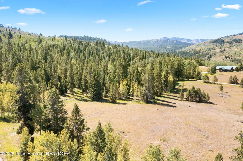 3625 W HIGHLAND Trail, Wilson, WY 83014 photo 10