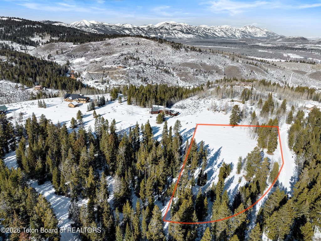 3625 W HIGHLAND Trail, Wilson, WY 83014 photo 2