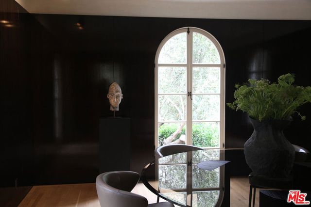 1168 N Doheny Drive, Los Angeles, CA 90069