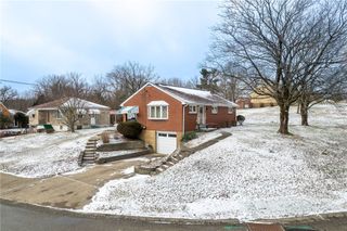 1501 Middlecrest Dr, O'hara, PA 15116