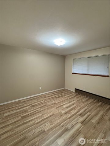 8930 7th Avenue SE, Everett, WA 98208