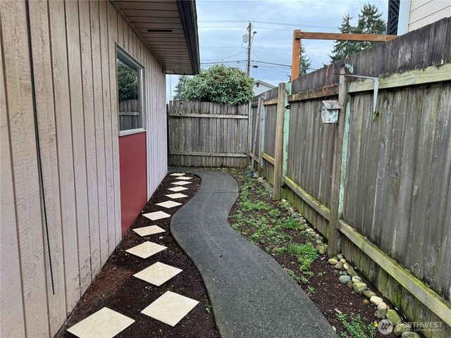 8930 7th Avenue SE, Everett, WA 98208