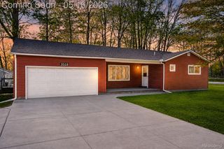 3518 N Shimmons Circle, Auburn Hills, MI 48326