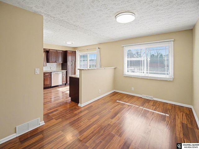 8201 South Street, Lincoln, NE 68506