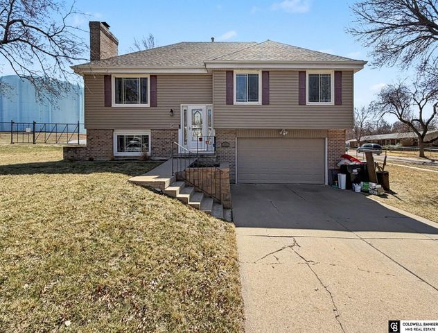 8201 South Street, Lincoln, NE 68506