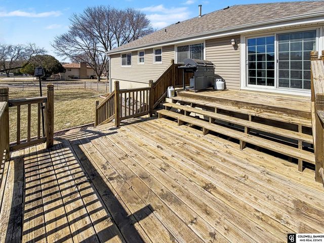 8201 South Street, Lincoln, NE 68506