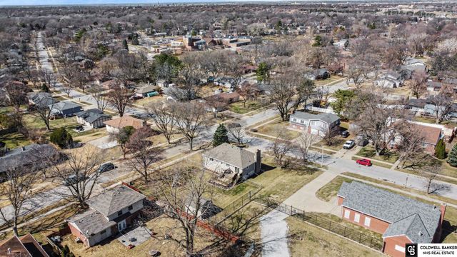 8201 South Street, Lincoln, NE 68506