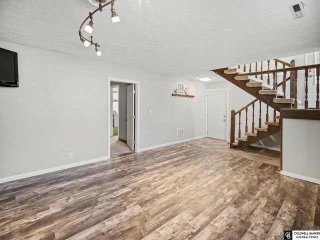 8201 South Street, Lincoln, NE 68506