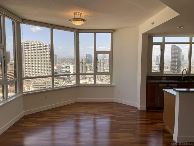 700 W Harbor 2501, San Diego, CA 92101
